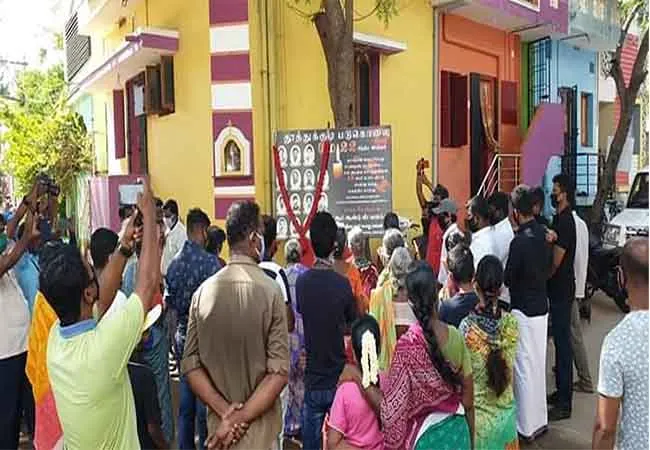 AADHAR CARD THOOTHUKUDI STERLITE PEOPLES INCIDENT SECOND TEAR 